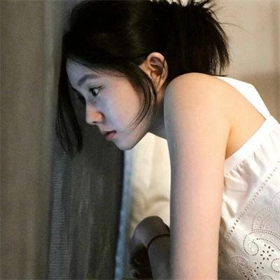 沉默一瞬